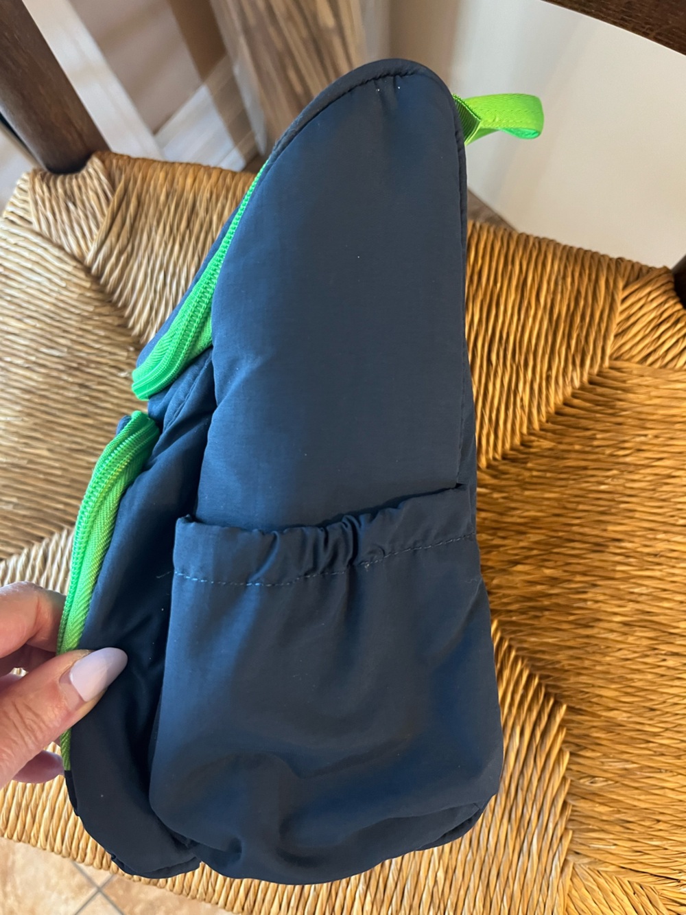 Lug Caddy Vertical Toiletry Bag Crossbody Navy Blue Lime Green Trim Travel - Picture 5 of 15